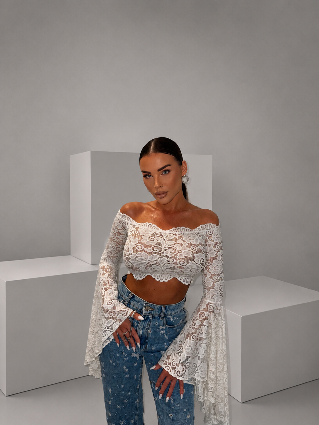 Топ от дантела “Bianca Lace”